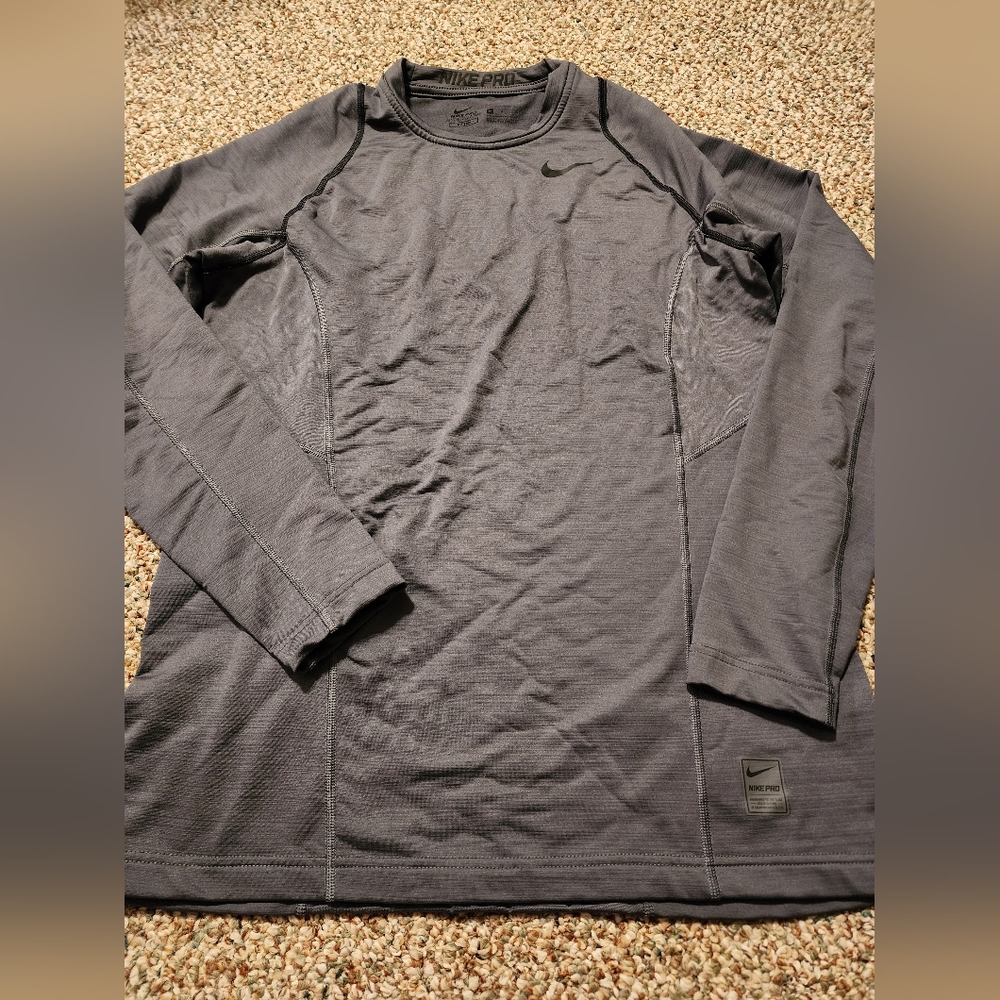 Nike Pro Fitted Hyperwarm Shirt, Size M